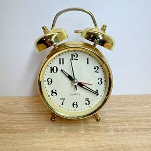 Gold Tone Twin Bell Quartz Alarm Clock Retro‎ Analog Battery Operated